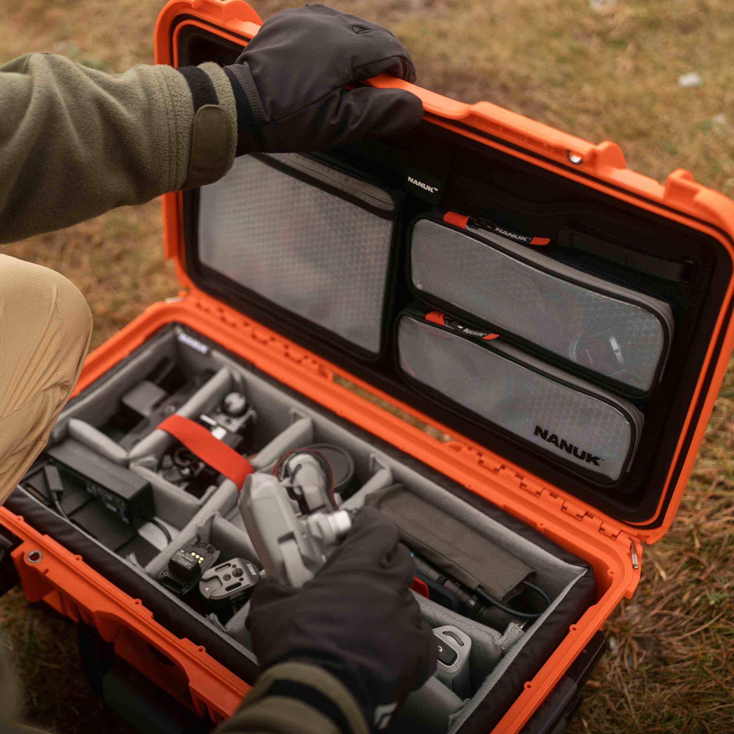 NANUK 935 Pro Photo Kit - Image 35